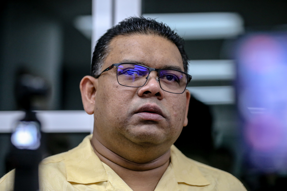 Datuk Lokman Noor Adam speaks to reporters in Kuala Lumpur February 12, 2020. u00e2u20acu201d Picture by Firdaus Latif n