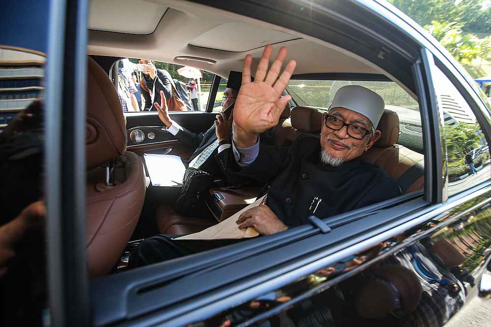 Datuk Seri Abdul Hadi Awang arrives with Tan Sri Muhyiddin Yassin's convoy at Istana Negara, Kuala Lumpur February 29, 2020. u00e2u20acu201d Picture by Hari Anggara