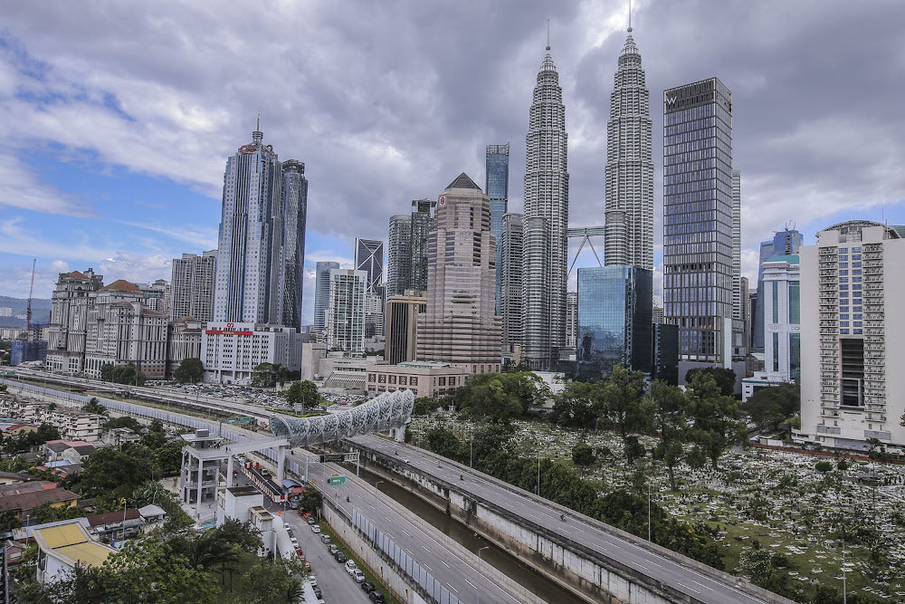 The Saloma Link is built across six lanes and the Klang river. Itu00e2u20acu2122s located near the Kampung Baru LRT station on one side and provides access to KLCC. u00e2u20acu201d Picture by Hari Anggara