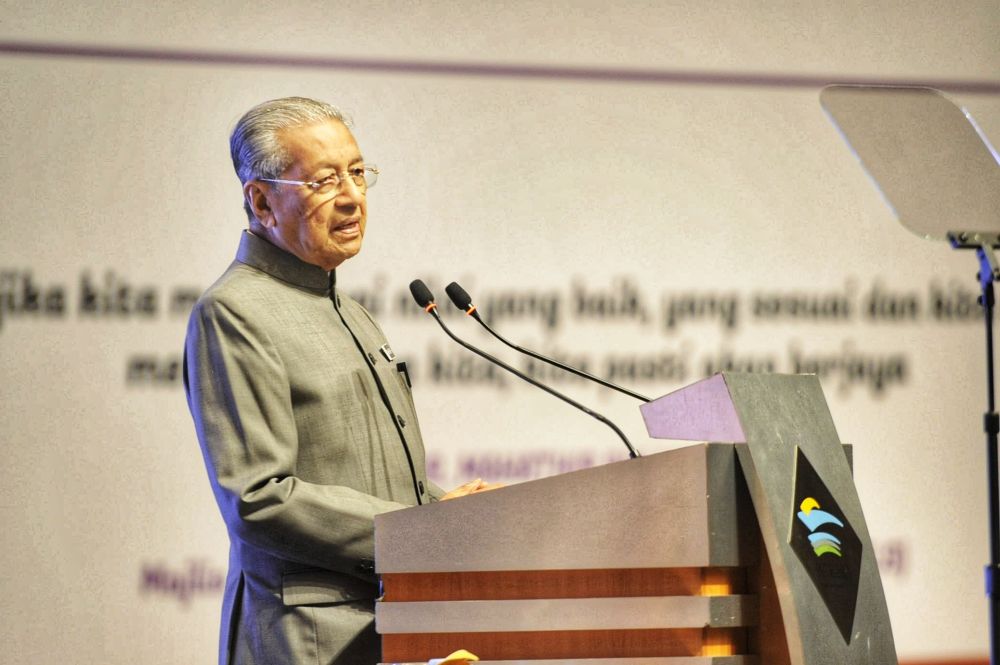 Acting Education Minister Tun Dr Mahathir Mohamad delivers his speech at the Putrajaya International Convention Centre February 6, 2020. u00e2u20acu201d Picture by Shafwan Zaidonnn