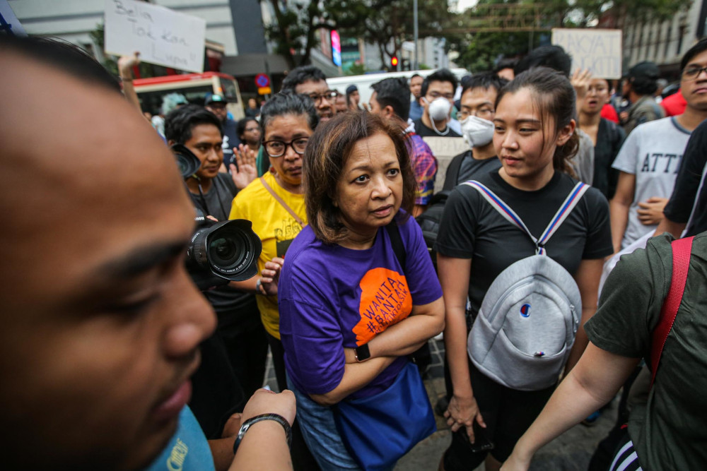 Datin Paduka Marina Mahathir is seen in front of the Sogo shopping complex during the Save Malaysia Demonstration on March 1, 2020. u00e2u20acu201d Picture by Hari Anggara