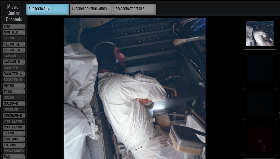 图为太空人返回地球时，在休息的画面。-图片摘自apolloinrealtime.org-