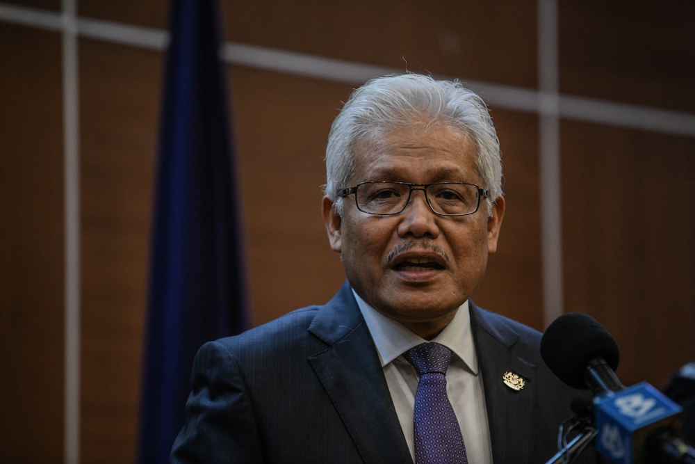Home Minister Datuk Seri Hamzah Zainudin speaks during press conference in Kuala Lumpur March 31, 2020. u00e2u20acu201d Picture by Firdaus Latif
