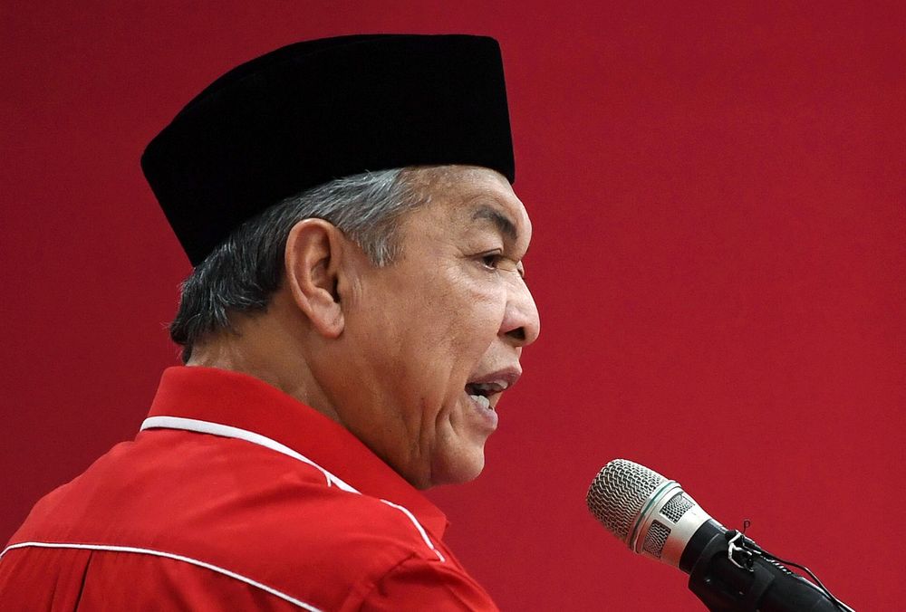 Umno President Datuk Seri Dr Ahmad Zahid Hamidi speaking at the meeting of Umno branches in the Bagan Datuk division  at the Bagan Datuk Umno Complex, March 7, 2020. u00e2u20acu201d Bernama pic