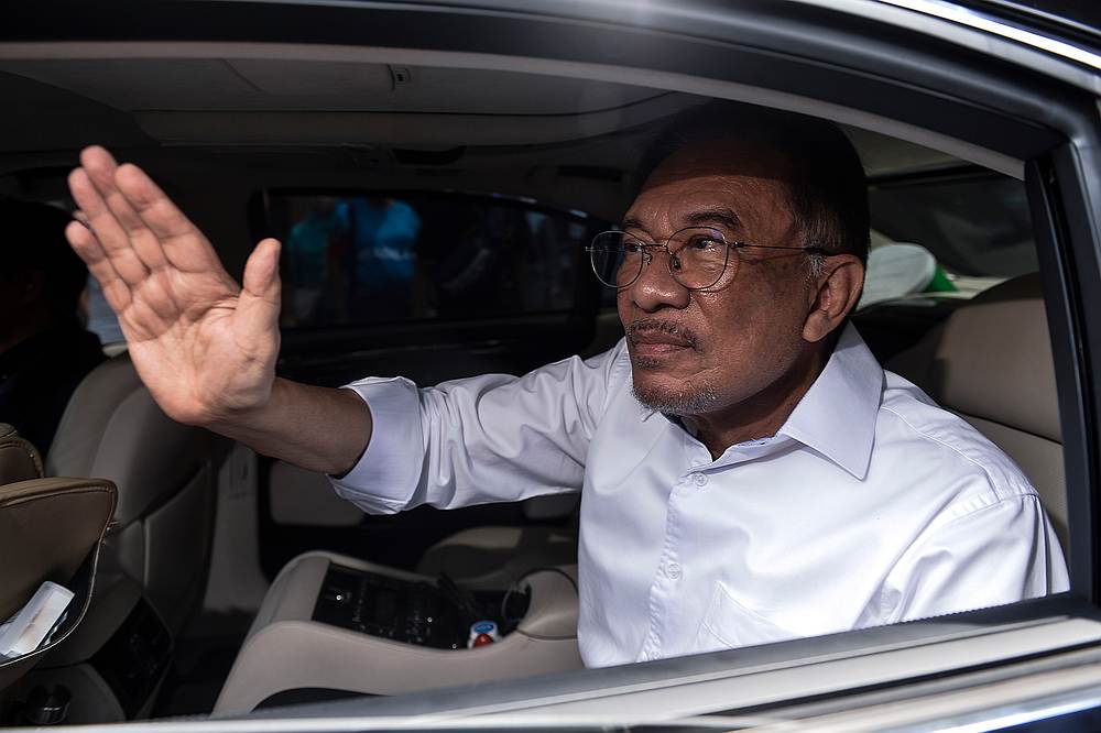 PKR president Datuk Seri Anwar Ibrahim leaving PKR hq in Petaling Jaya March 1, 2020. u00e2u20acu201d Picture by Miera Zulyana