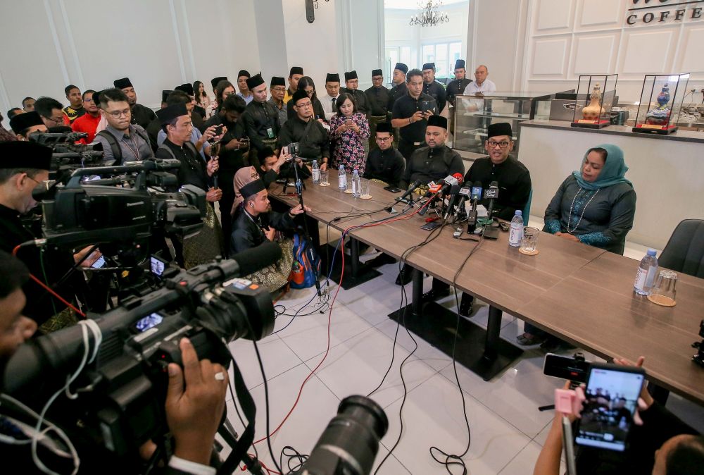 Datuk Seri Ahmad Faizal Azumu speaks to members of the press after being sworn in as Perak mentri besar at Lanai Casuarina Kuala Kangsar March 13, 2020. u00e2u20acu201dPicture by Farhan Najib