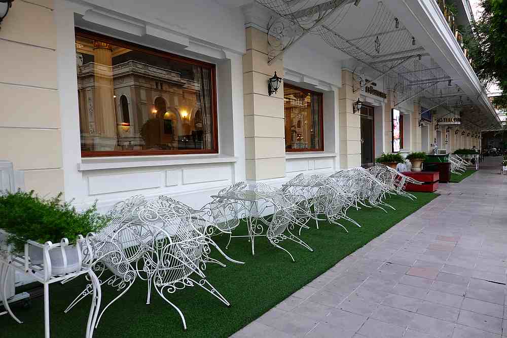 A cafe, closed due to the Covid-19 outbreak, is seen in Ho Chi Minh City, Vietnam March 28, 2020. u00e2u20acu201d Reuters pic