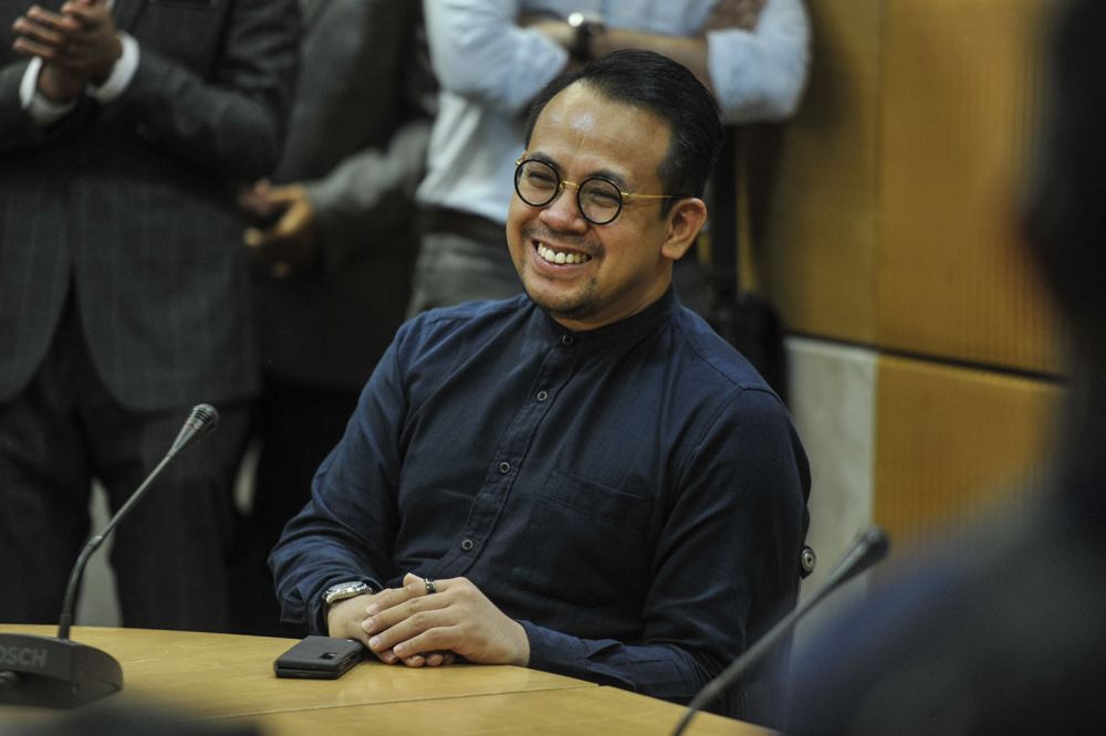 Former Youth and Sports deputy minister Steven Sim speaks during the ministryu00e2u20acu2122s farewell celebration in Putrajaya March 3, 2020. u00e2u20acu2022 Picture by Shafwan Zaidon