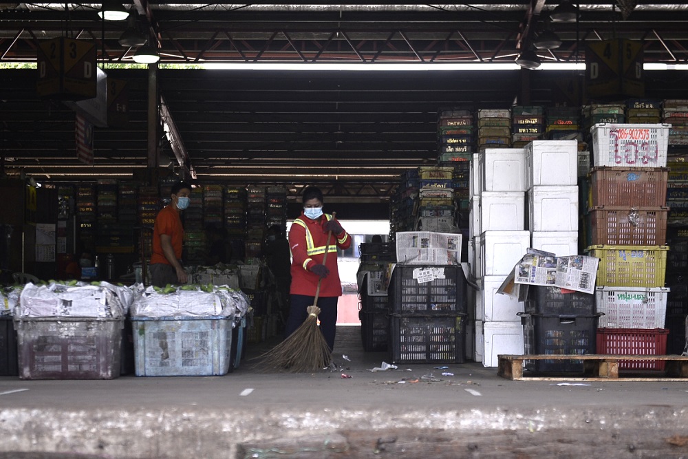 A general view of Pasar Borong Kuala Lumpur in Selayang April 7, 2020. u00e2u20acu201dPicture by Miera Zulyana