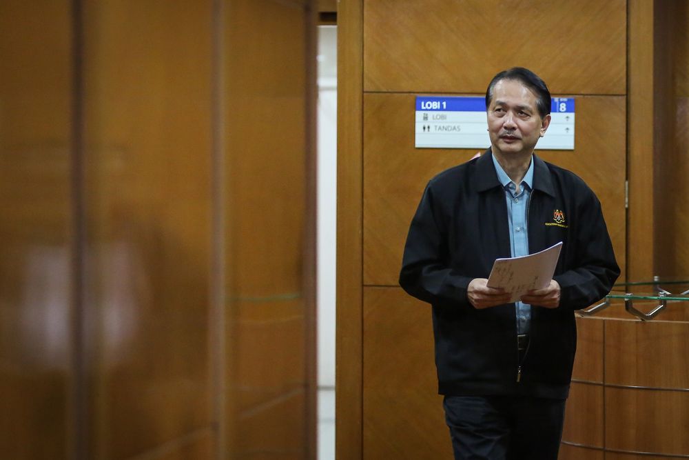 Health director-general Datuk Dr Noor Hisham Abdullah arriving to give a press conference at the Health Ministry in Putrajaya, April 4, 2020. u00e2u20acu201d Picture by Yusof Mat Isa