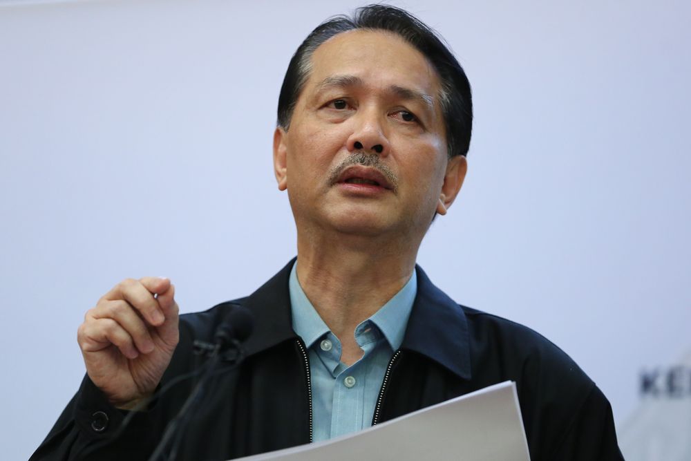 Health director-general Datuk Dr Noor Hisham Abdullah giving a press conference at the Health Ministry in Putrajaya, April 4, 2020. u00e2u20acu201d Picture by Yusof Mat Isa