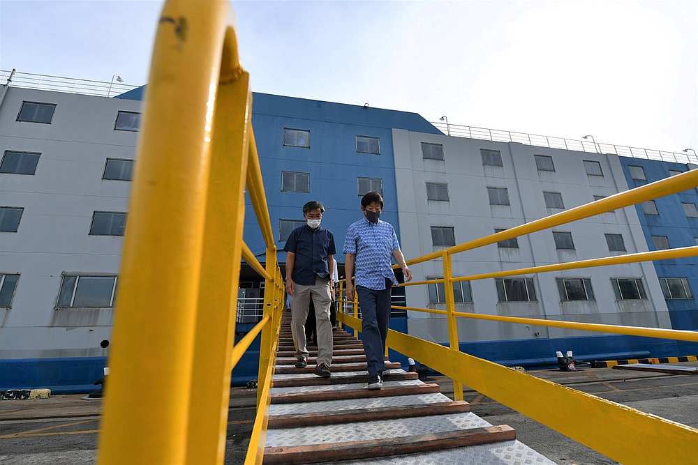 Singapore's Transport Minister Khaw Boon Wan seen onboard a floating accommodation docked at Tanjong Pagar Terminal, meant to house healthy migrant workers, in Singapore April 12, 2020. u00e2u20acu201d Ministry of Transport handout via Reuters