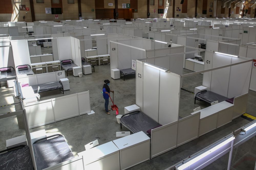 A general view of the low-risk Covid-19 quarantine and treatment centre at the Malaysia Agro Exposition Park Serdang April 3, 2020.  u00e2u20acu201d Picture by Yusof Mat Isa