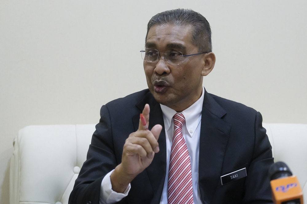 Minister in charge of parliament and law Datuk Takiyuddin Hassan speaks during a press conference in Putrajaya May 8, 2020. u00e2u20acu201d Bernama pic