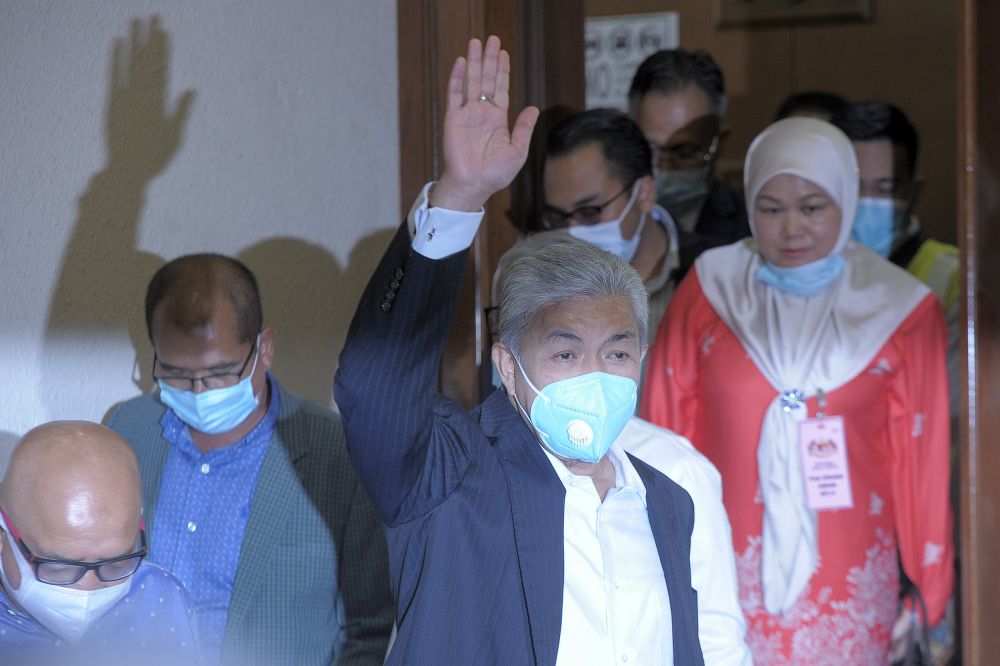 Datuk Seri Ahmad Zahid Hamidi arrives at the Kuala Lumpur High Court June 18, 2020. u00e2u20acu201d Picture by Shafwan Zaidon