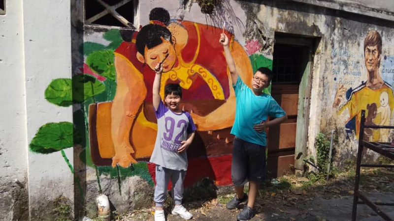 2014年，怡保新街场后巷壁画获得霹雳州政府认可，并被称为“怡保艺术巷”（Ipoh Art Lane）。-图取自赖伟权脸书-