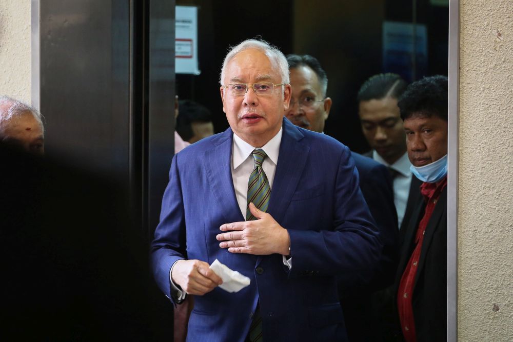 Datuk Seri Najib Razak is pictured at the Kuala Lumpur High Court July 16, 2020. u00e2u20acu201d Picture by Yusof Mat Isa