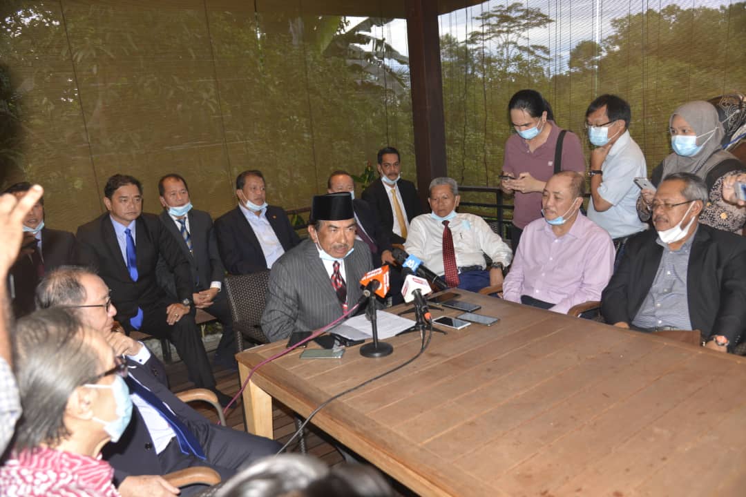 Tan Sri Musa Aman (centre) addresses media personnel during a press conference at his home in Kota Kinabalu July 29, 2020. 