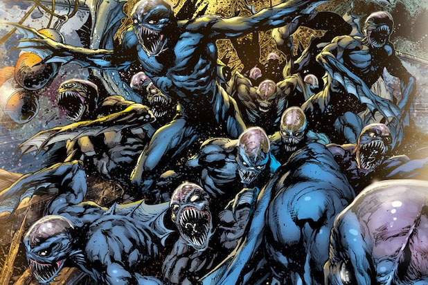 图为DC漫画中,海沟族的形象。