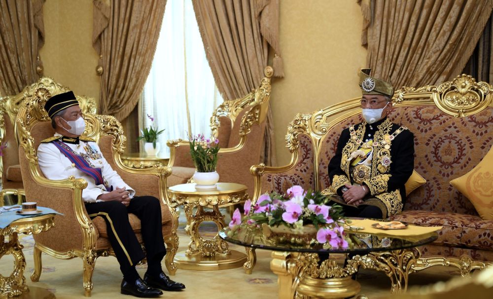 Prime Minister Tan Sri Muhyiddin Yassin is seen speaking to Yang di-Pertuan Agong Al-Sultan Abdullah Riu00e2u20acu2122ayatuddin Al-Mustafa Billah Shah at Istana Melawati , Putrajaya August 17, 2020. u00e2u20acu201d Bernama pic