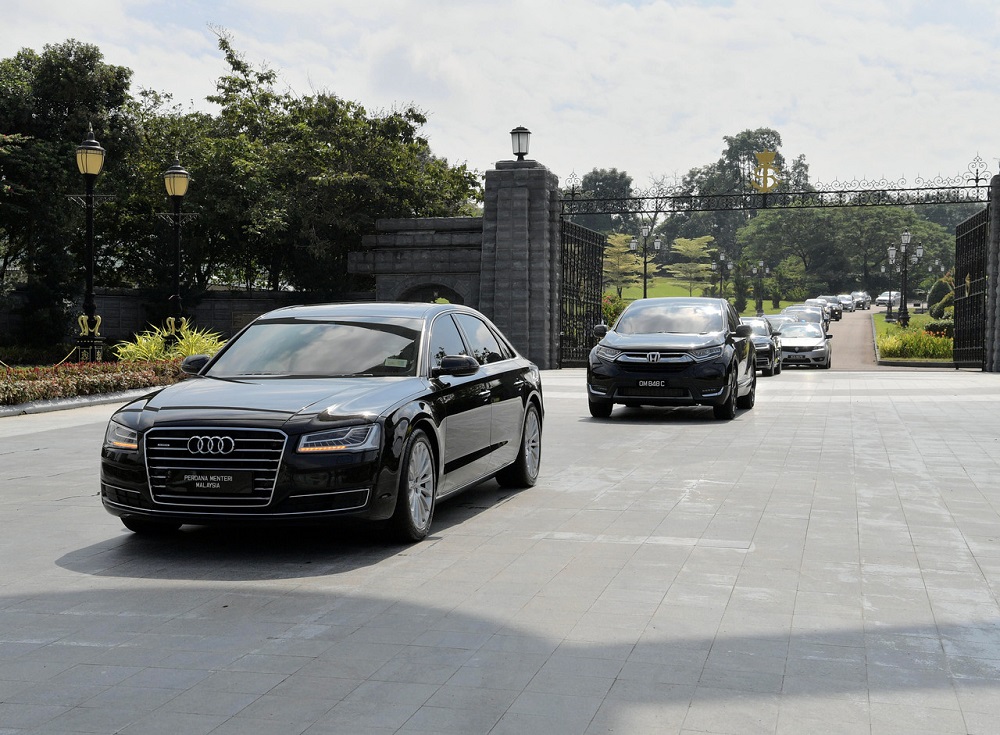 The official car carrying Prime Minister Tan Sri Muhyiddin Yassin was seen leaving the palace ground at about 10.40am, August 15, 2020. u00e2u20acu2022 Bernama pic