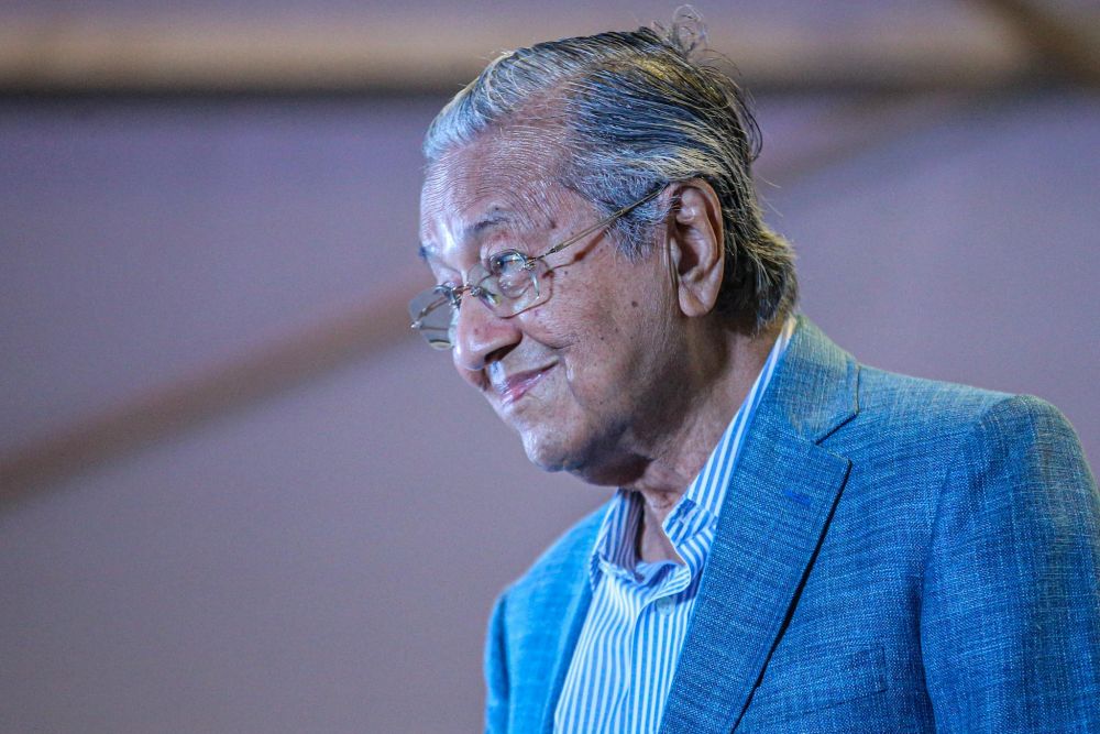 Tun Dr Mahathir Mohamad is pictured during the unveiling of Pejuang's candidate for the Slim by-election in Tanjung Malim August 12, 2020. u00e2u20acu201d Picture by Hari Anggara