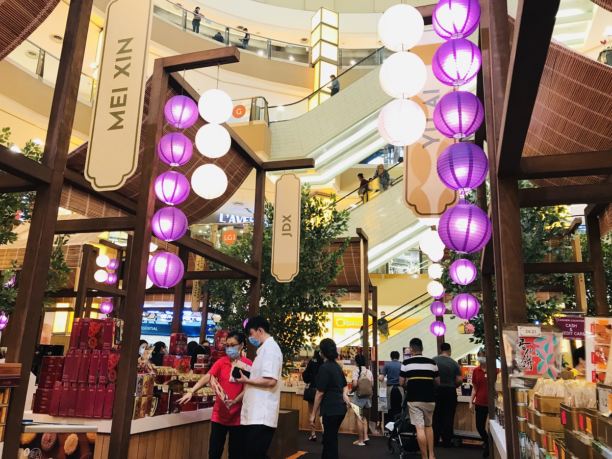 Indulge in Mid-Autumn Festival with an array of delectable festive delights including a variety of mooncakes at Sunway Pyramid. u00e2u20acu201d Picture courtesy of Sunway Mallsnn