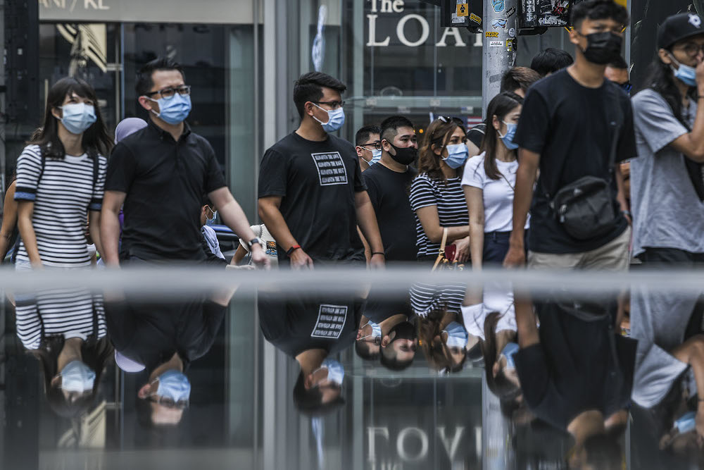 A general view of people wearing face masks in Kuala Lumpur September 20, 2020. u00e2u20acu201d Picture by Hari Anggara