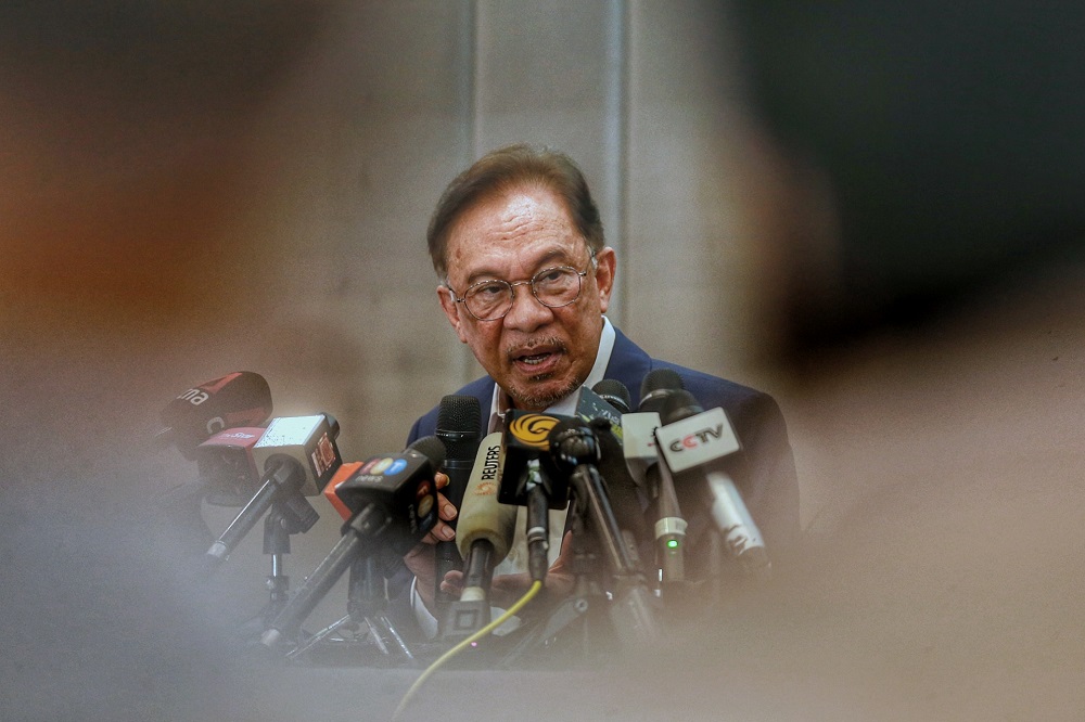 PKR president Datuk Seri Anwar Ibrahim speaks during a press conference in Kuala Lumpur September 23, 2020. u00e2u20acu201d Picture by Ahmad Zamzahuri