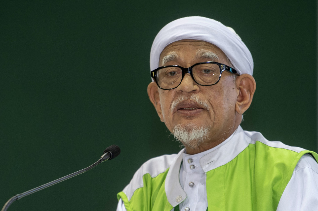 PAS President Datuk Seri Abdul Hadi Awang delivering the opening speech of the 66th PAS Annual Congress at the Kelantan Islamic Education Center in Pengkalan Chepa September 13, 2020. u00e2u20acu201d Bernama pic