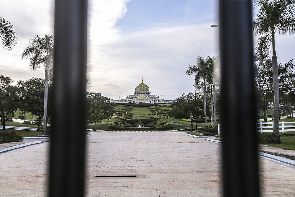 A general picture of the National Palace during the special meeting of the Malay Rulers October 25, 2020. u00e2u20acu201d Picture by Hari Anggara 