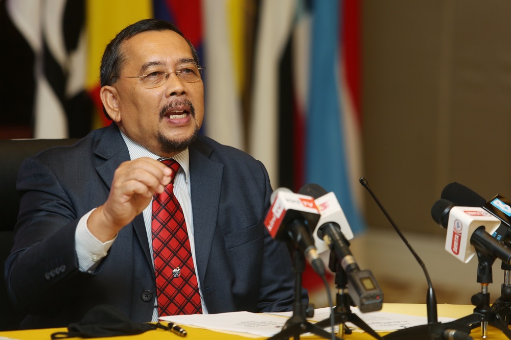 Election Commission chairman Datuk Abdul Ghani Salleh speaks during a press conference in Putrajaya October 13, 2020. u00e2u20acu2022 Picture by Choo Choy May