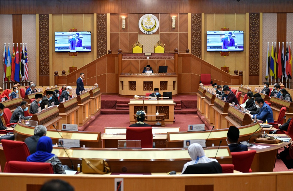 Perak Mentri Besar Datuk Seri Ahmad Faizal Azumu speaks at the State Legislate Assembly in Ipoh October 27, 2020. u00e2u20acu201d Bernama pic