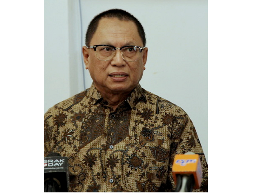 Former director-general for the Special Affairs Department (Jasa) Datuk Puad Zarkashi speaks during a press conference in Seri Iskandar January 16, 2018. u00e2u20acu201dBernama pic