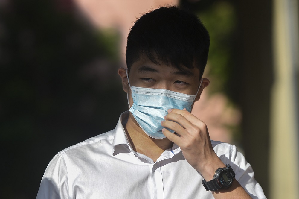 University of Malaya Association of New Youth (Umany) ex-president, Wong Yan Ke, arrives at the Petaling Jaya magistrate court November 13, 2020. u00e2u20acu201d Picture by Miera Zulyana