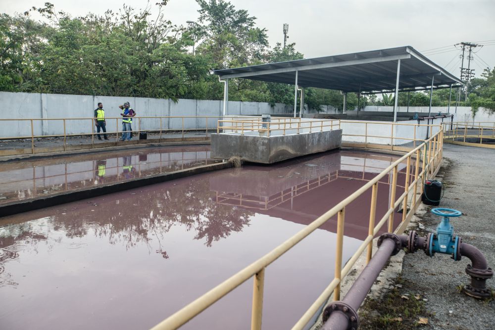 A general view of the Indah Water treatment plant in Rawang November 10, 2020. u00e2u20acu201d Picture by Firdaus Latif