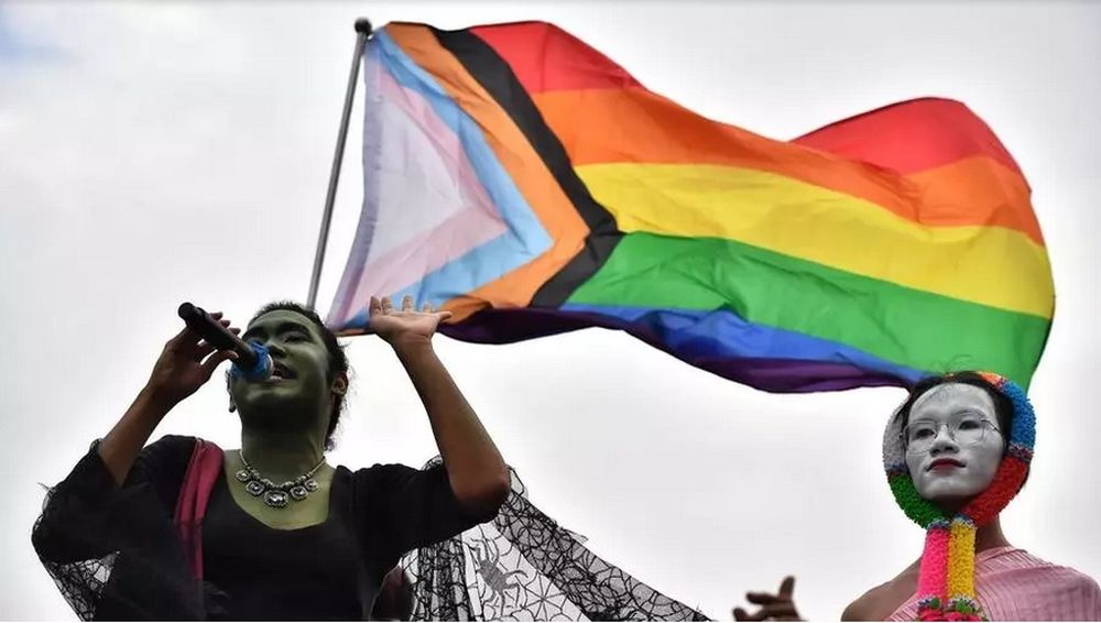 Siraphob Attohi (left) calls for gender equality during Thailandu00e2u20acu2122s protests for democratic reforms in his drag persona Masala Bold. u00e2u20acu201d AFP pic