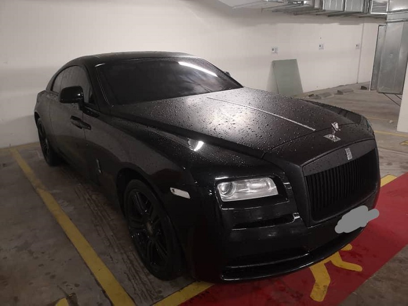MACC investigators confiscated a Rolls-Royce limousine, a Ford Mustang, a Range Rover and an Audi during a crackdown on a people-smuggling syndicate November 20, 2020. u00e2u20acu201d Picture from social median