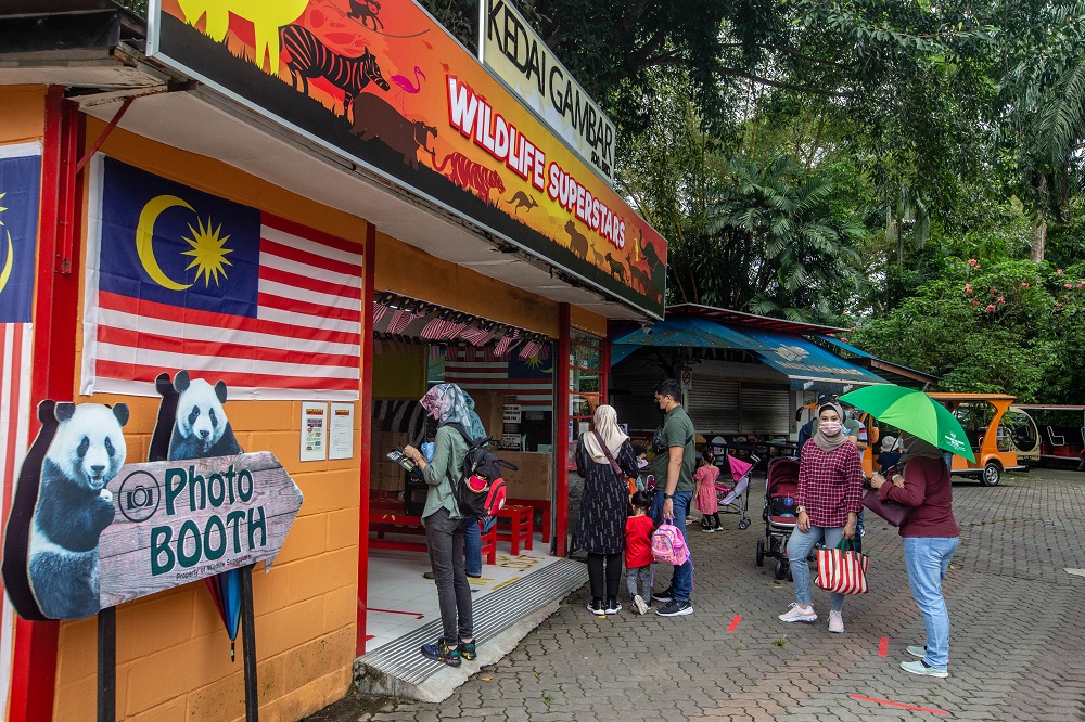 Visitors are seen at Zoo Negara in Kuala Lumpur December 19, 2020. u00e2u20acu201d Picture by Firdaus Latif 