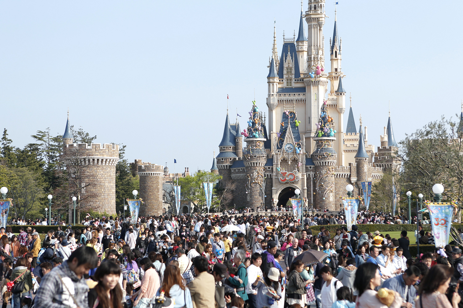 日本迪士尼及海洋乐园预计暂定3月16日恢复营运。-图摘自网络-