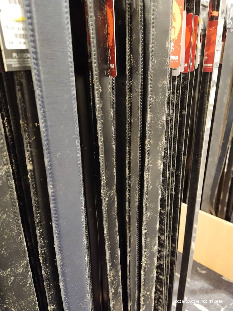 皮带发霉情况令人望而生畏！-图摘自Nex Nezeum脸书-