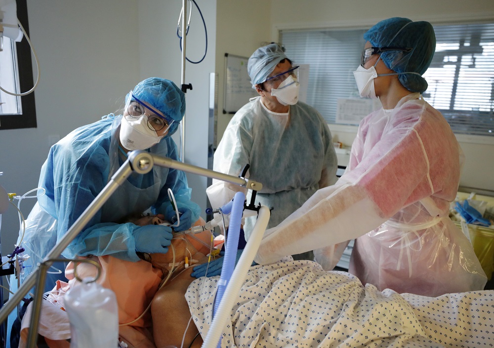 Medical staff members work in the ICU where patients suffering from the coronavirus are treated at the Pasteur hospital in Nice, France November 27, 2020. u00e2u20acu201d Reuters pic