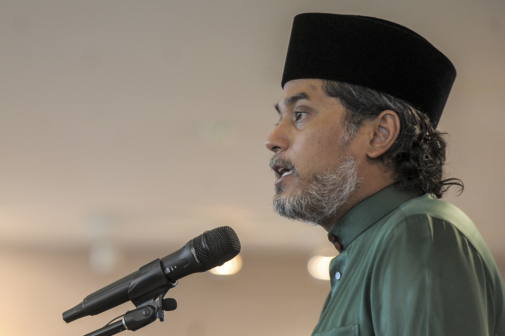 Science, Technology and Innovation Minister Khairy Jamaluddin speaks during the launch of the Malaysia Grand Challenge in Putrajaya January 8, 2021. u00e2u20acu201d Picture by Shafwan Zaidon