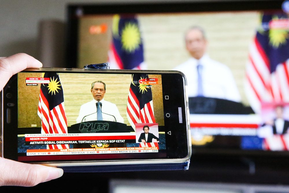 The live telecast of Prime Minister Tan Sri Muhyiddin Yassin speech about the movement control order January 11, 2020. u00e2u20acu201d Picture by Choo Choy May