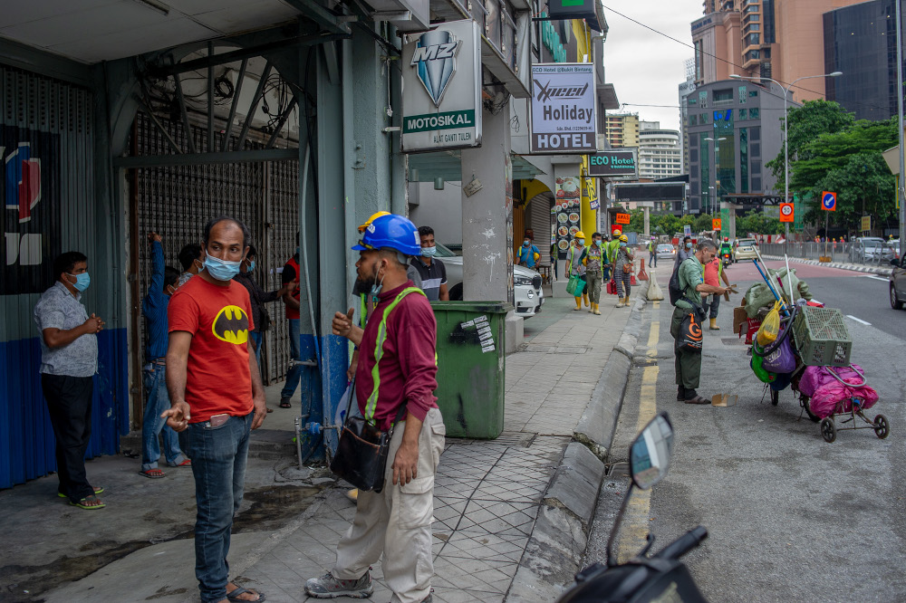 Foreign construction workers are pictured in Kuala Lumpur January 20, 2021. u00e2u20acu201d Picture by Shafwan Zaidon