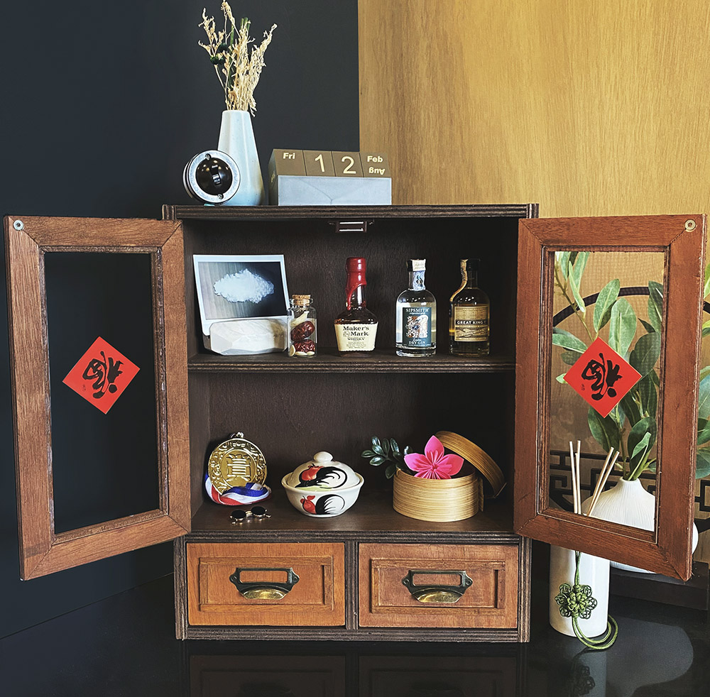 古色古香的木制橱柜的设计灵感来自用来存放祖母厨房餐具的旧橱柜。- UNBOX by Huff & Puff提供-