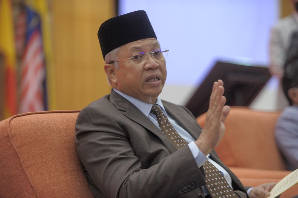 Tan Sri Annuar Musa speaks during a press conference in Putrajaya January 6, 2021.  u00e2u20acu201d Picture by Shafwan Zaidon