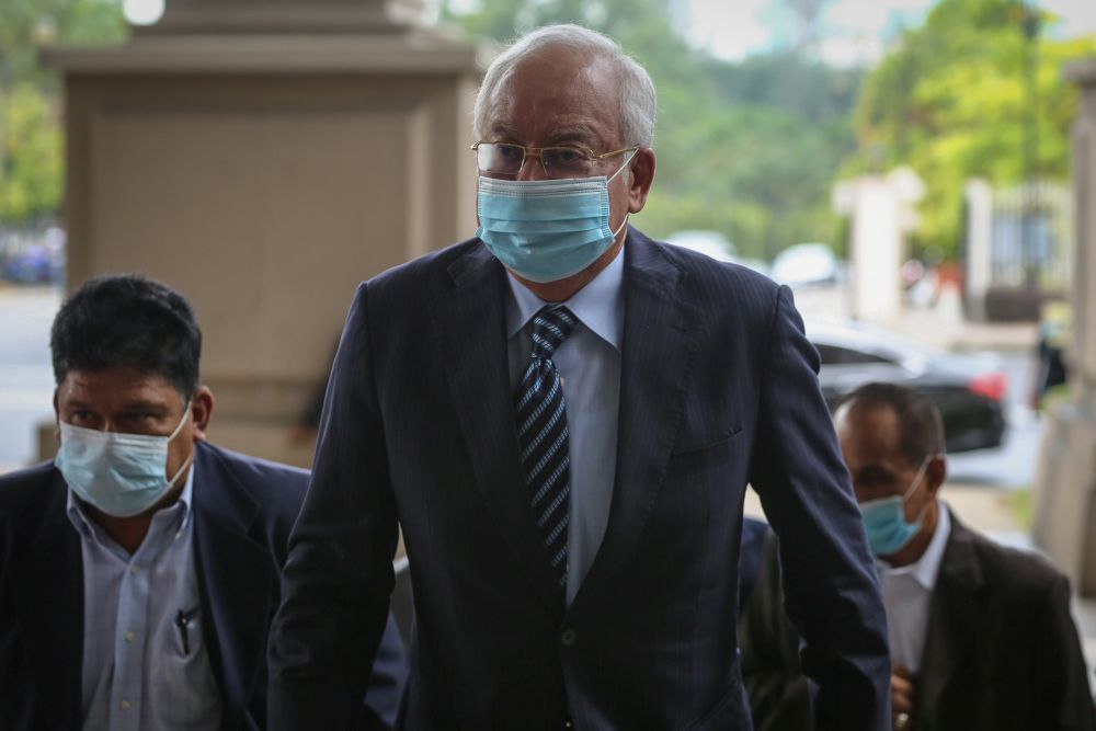 Datuk Seri Najib Razak is pictured at the Kuala Lumpur High Court January 6, 2021.  u00e2u20acu201d Picture by Yusof Mat Isa