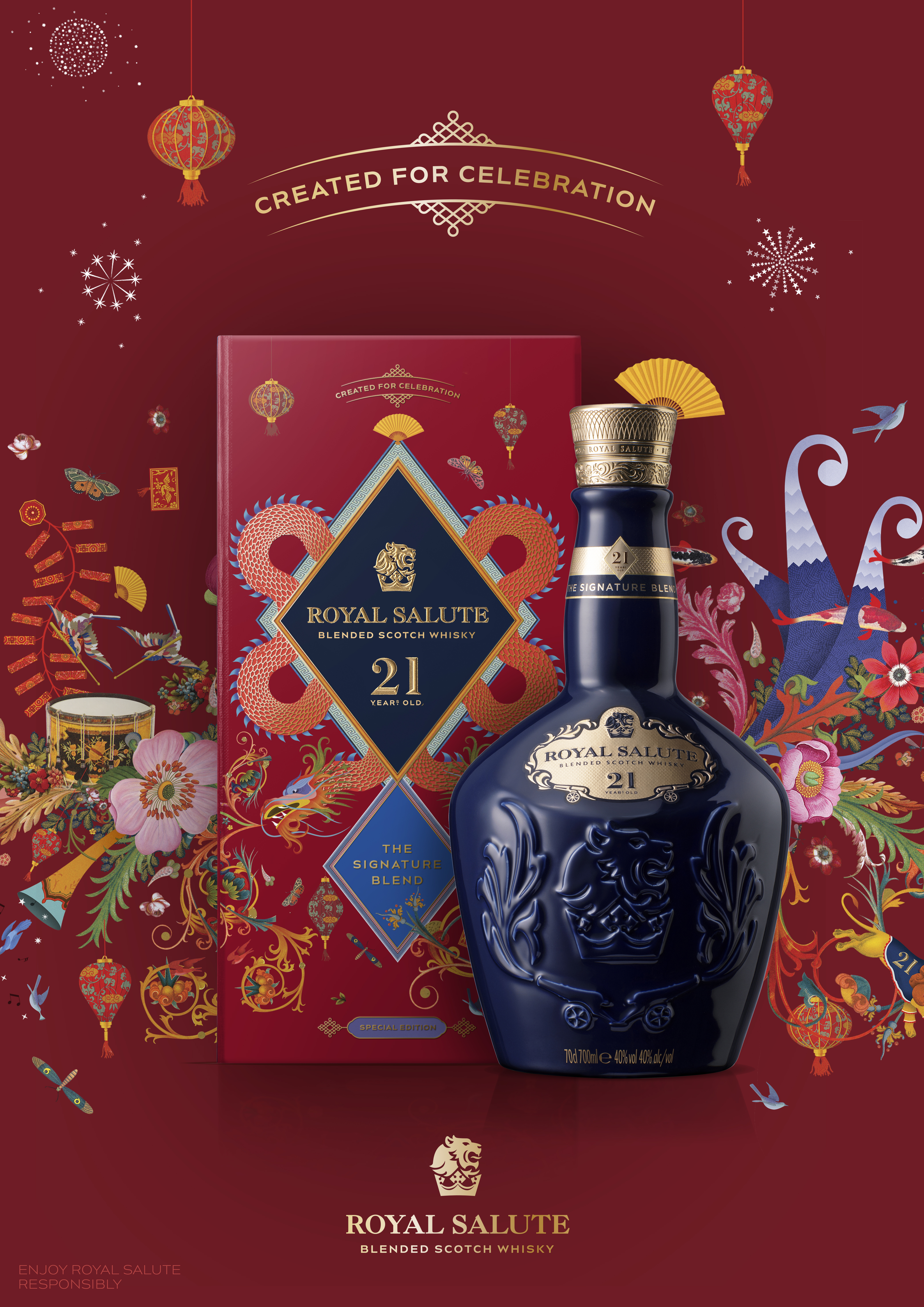 活力四射的红色包装，充满了浓厚的春节气息，其中的中国结、龙图腾、灯笼、烟花鞭炮和红包更与皇家礼炮的迷人世界完美呼应。-Royal Salute供图-