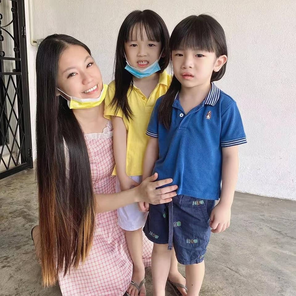 一对小兄弟为了帮助癌症儿童，而选择留长发。-图取自Tay Yuri脸书-